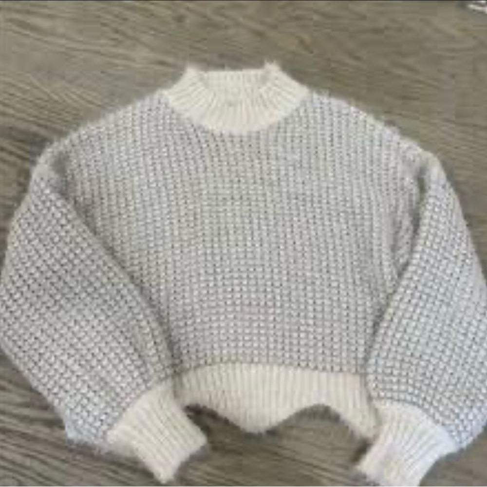 (16)FRNCH Paris Cropped Knit Sweater Women Sz SM Ivory Silver Metallic Pullover